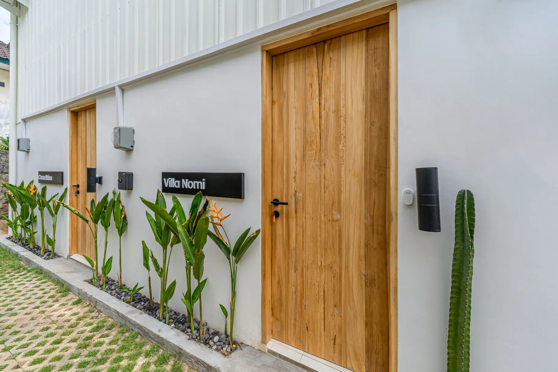 Villa Nomi - Stylish Bingin Loft with Plunge Pool — image 2