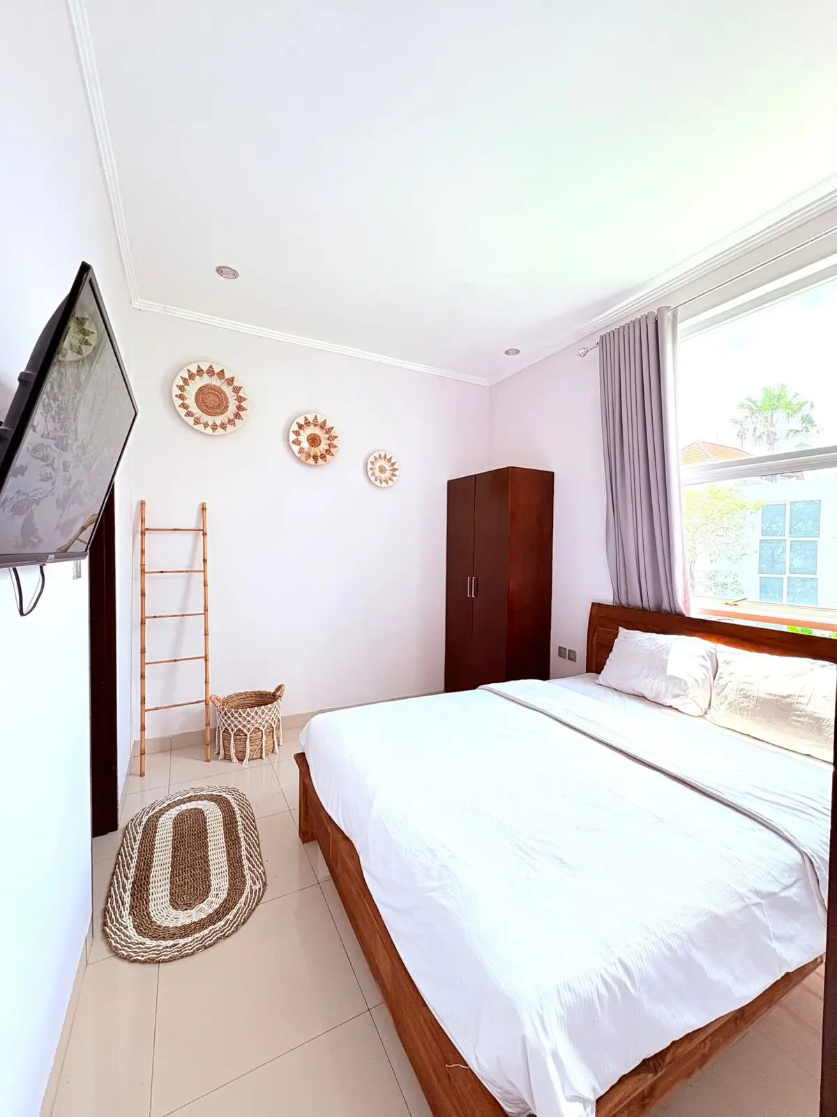 2BR VILLA KEROBOKAN — image 1