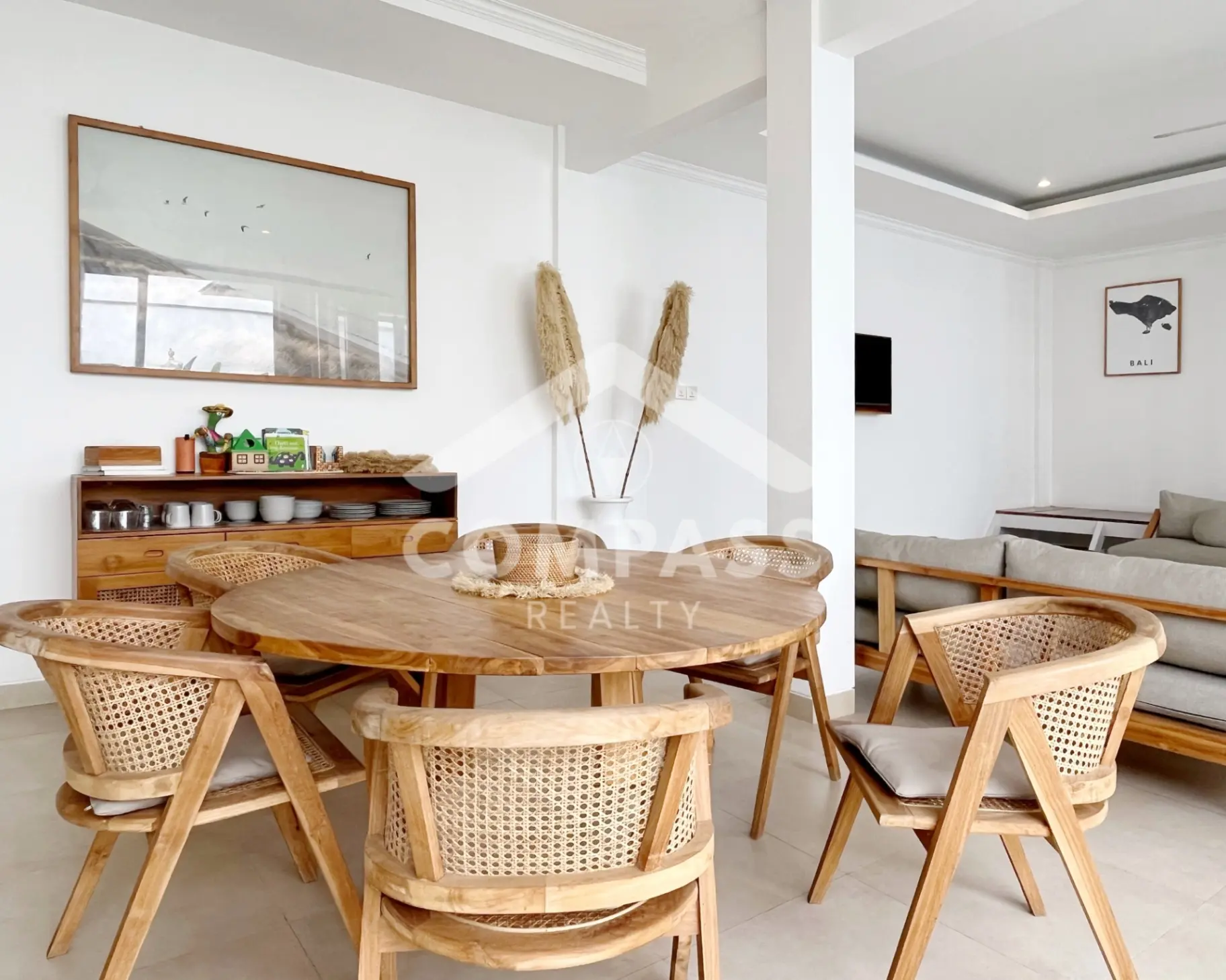 Family Friendly Villa in Prime Berawa Close to Beach — image 2