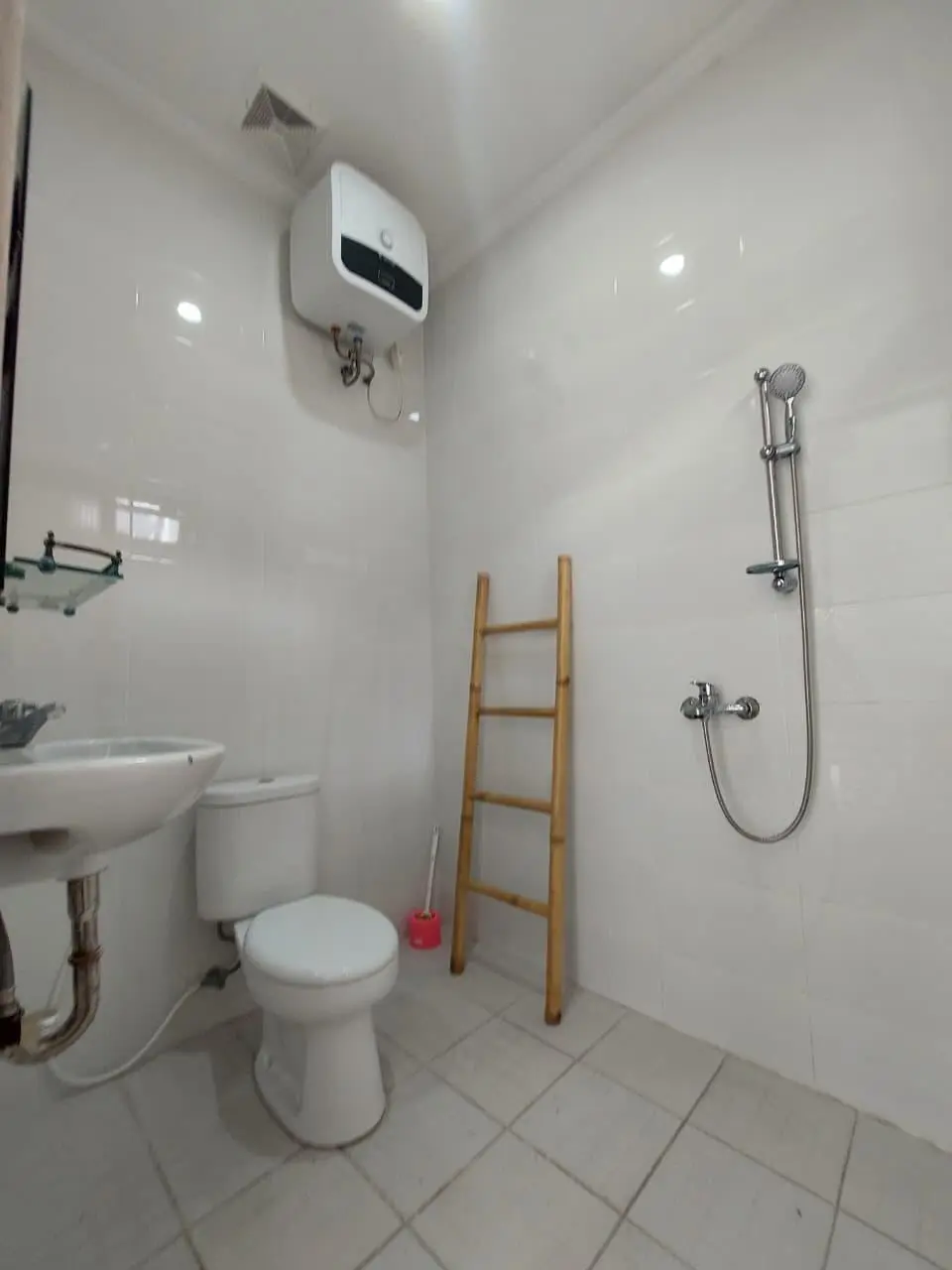 Villa For Rent 2 Bed In Jln Dewi Sri Legian Bali — image 1