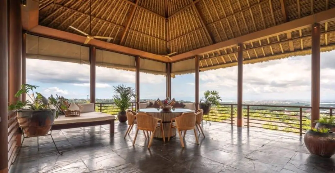 The Longhouse Bali – Luxurious 6-Bedroom Villa with Panoramic Views — image 2