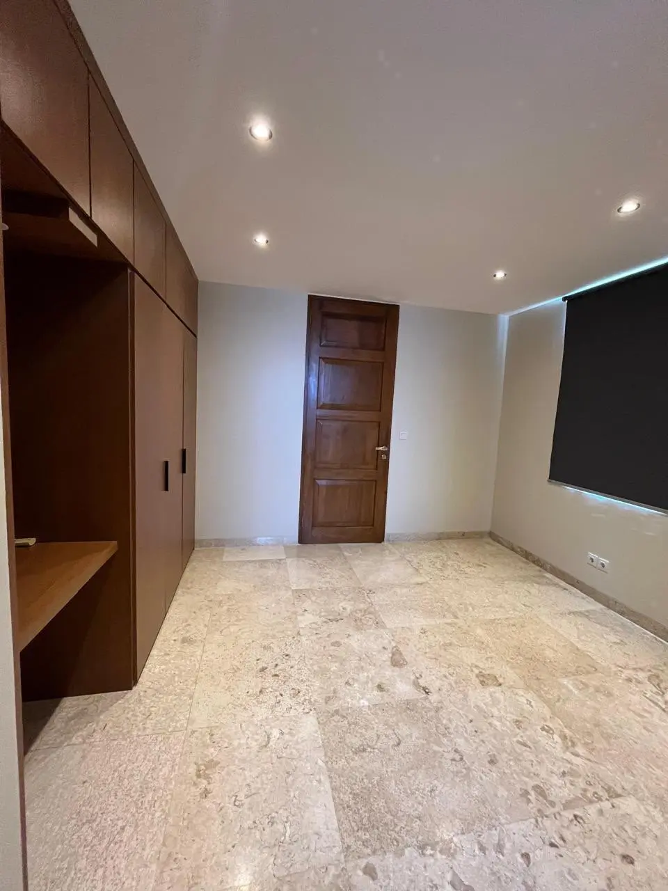 3BR SUPER SPACIOUS VILLA LEASEHOLD IN TUMBAK BAYU — image 4