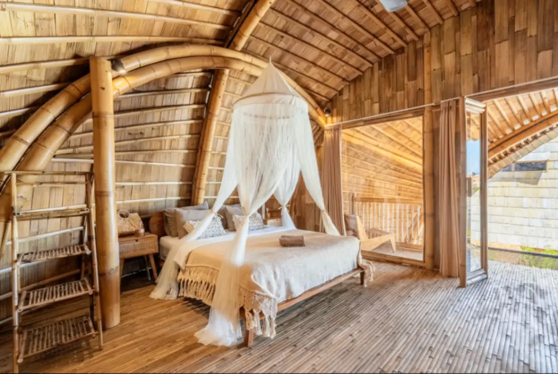 Bamboo Villa Seseh + Daily Breakfast included — image 1