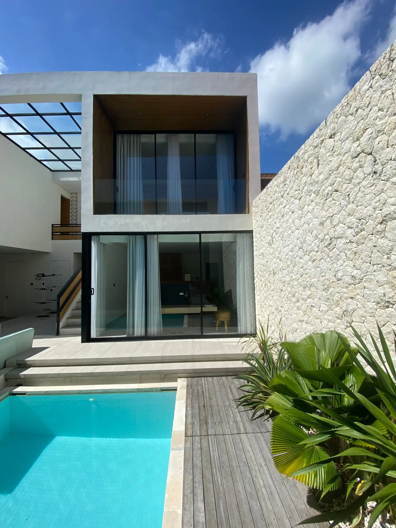 3BR Modern Villa in Cemagi — image 4