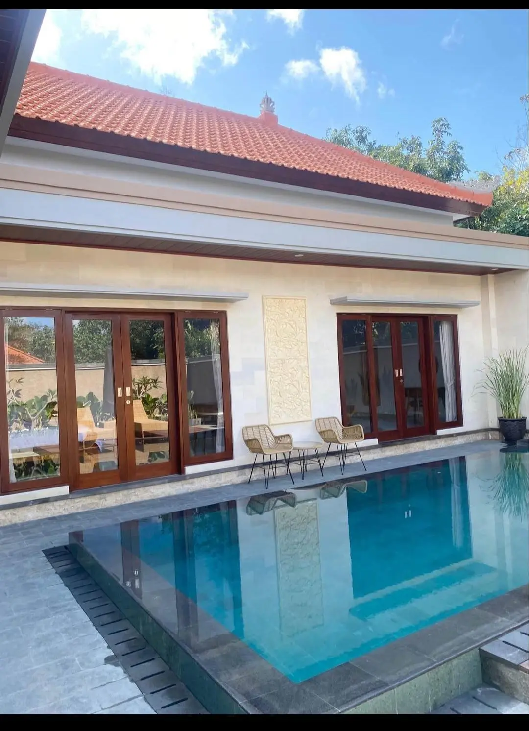DO 471- FOR RENT BRAND NEW VILLA WITH LUSH GARDEN IN NUSA DUA — image 1
