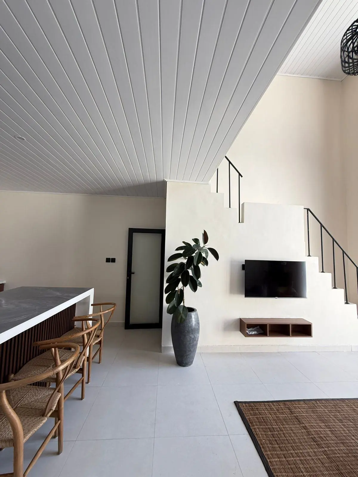 1BR Townhouse Villa near Seseh Beach — image 2