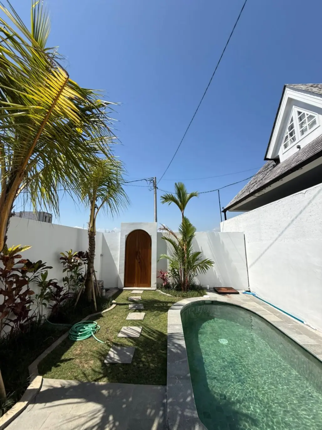 1BR Townhouse Villa near Seseh Beach