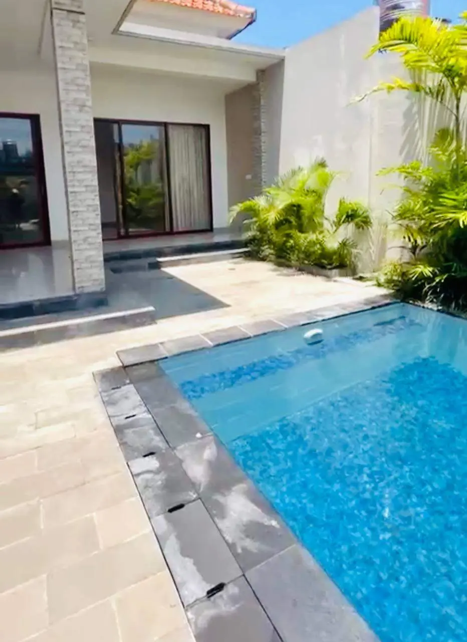 2 Bedroom Modern Villa in Canggu Padonan — image 1