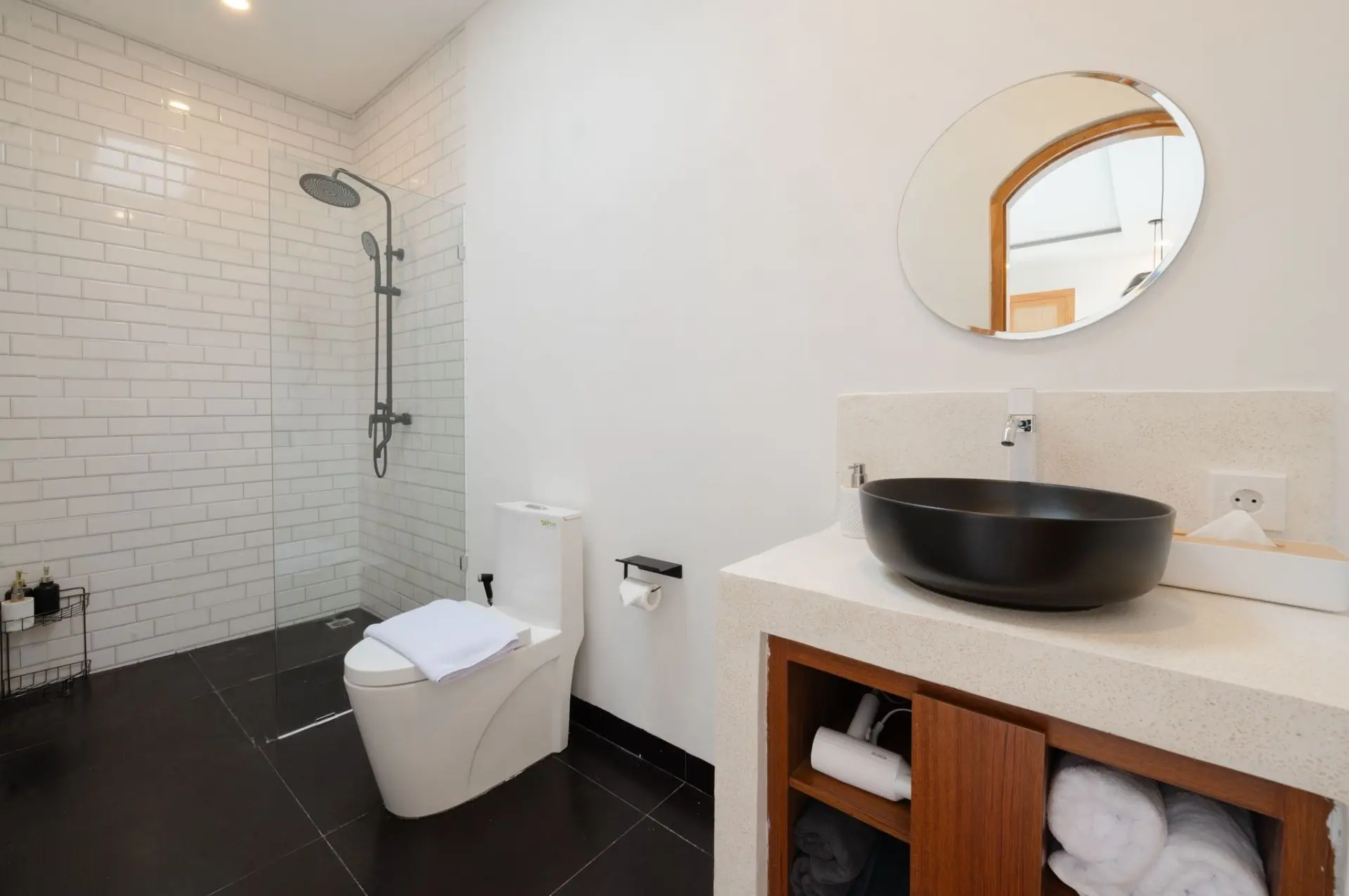 Villa Leasehold 25 Year 2 Bed In Padonan Canggu — image 1