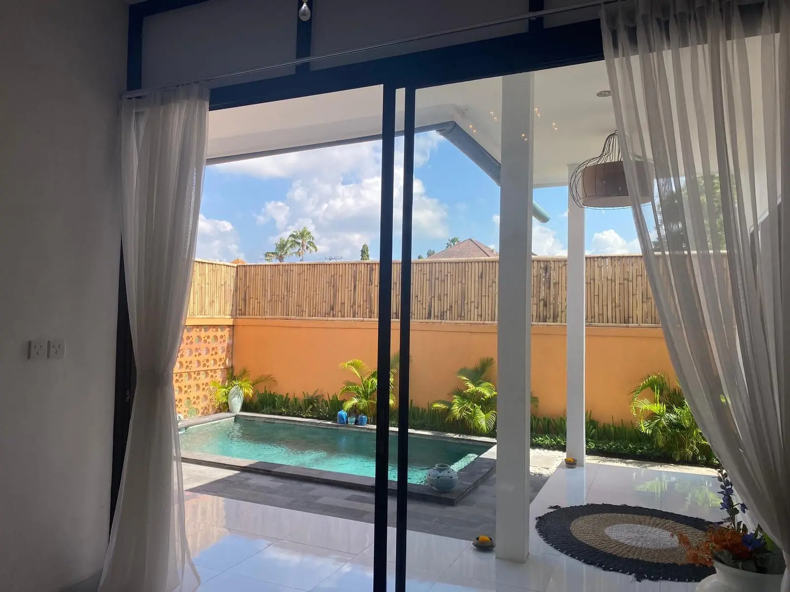 2 Bedrooms Villa in Babakan Canggu — image 1