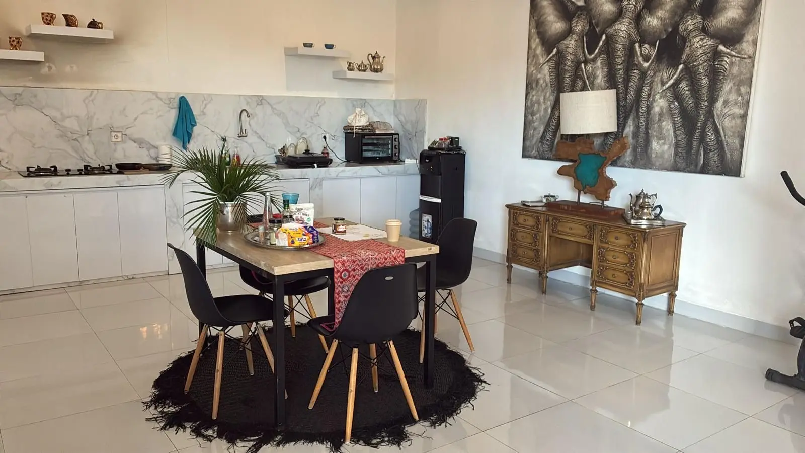2 Bedrooms Villa in Babakan Canggu — image 3