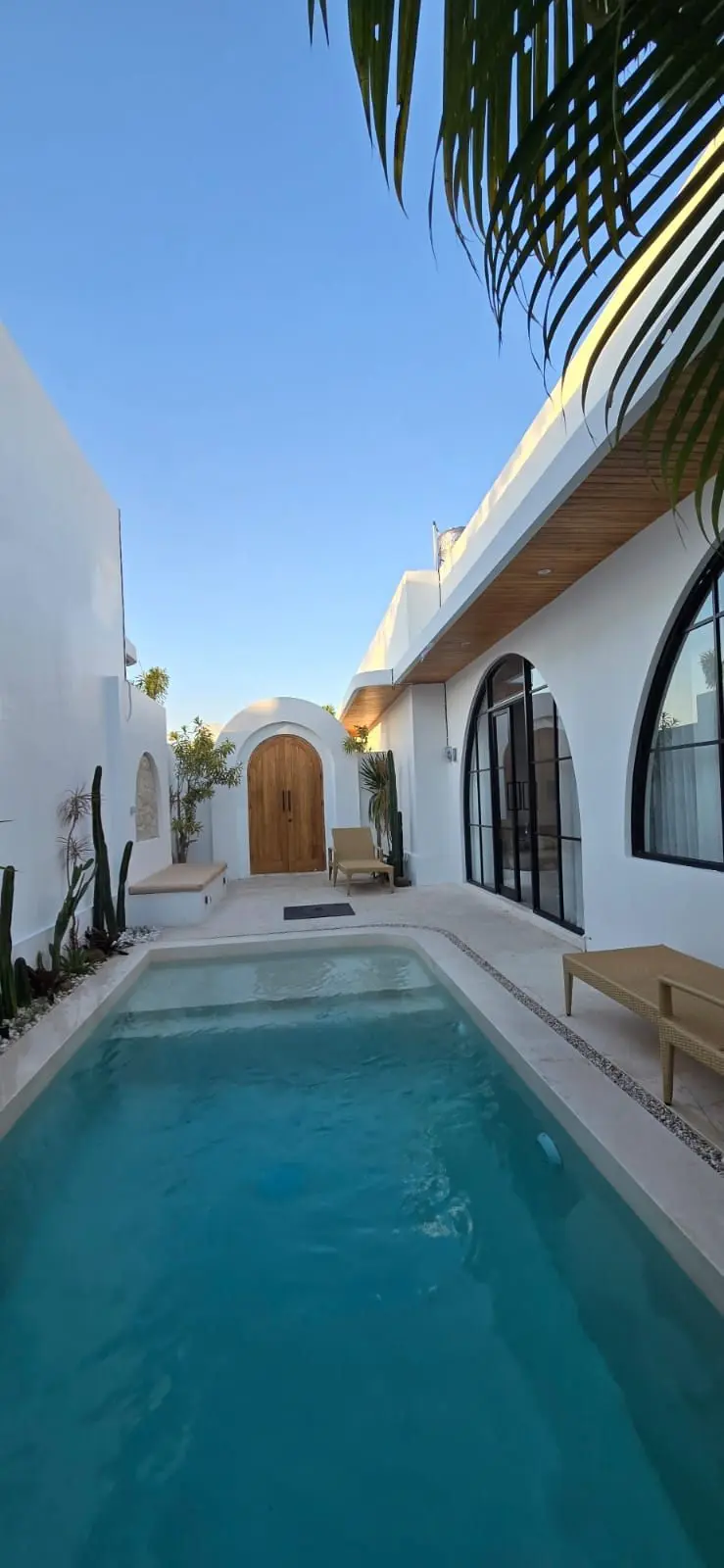 Modern Tropical 1BR Villa in Babakan Canggu