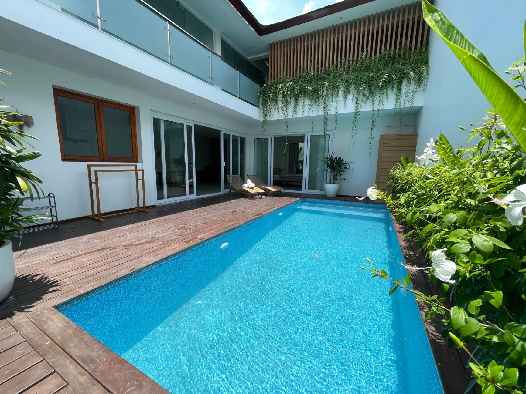 3BR Newly Renovated Minimalist Villa in Berawa