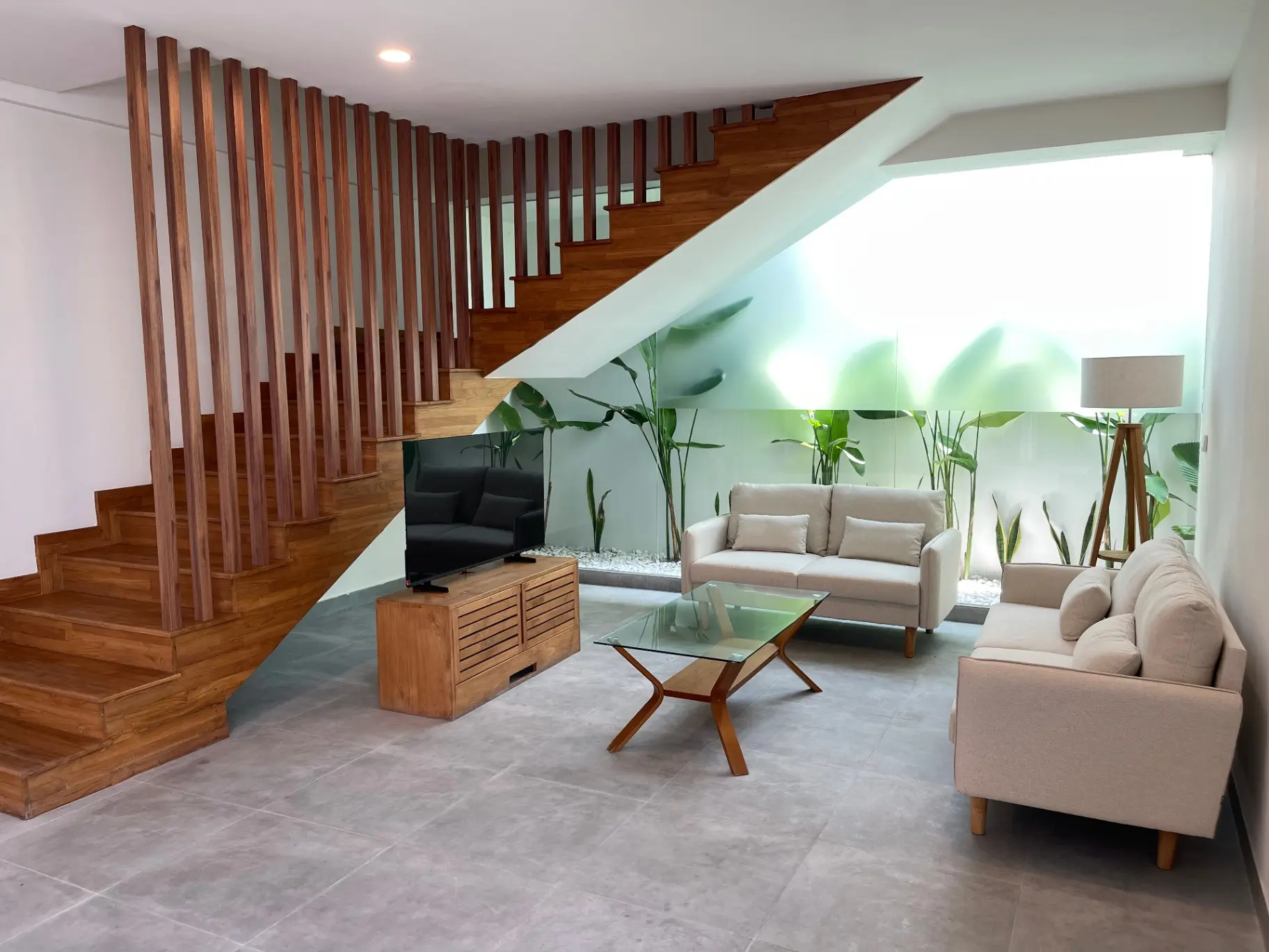 3 BEDROOM MODERN FAMILY HOUSE BERAWA (NEWLY RENOVATED & BRAND NEW FURNITURE) — image 3