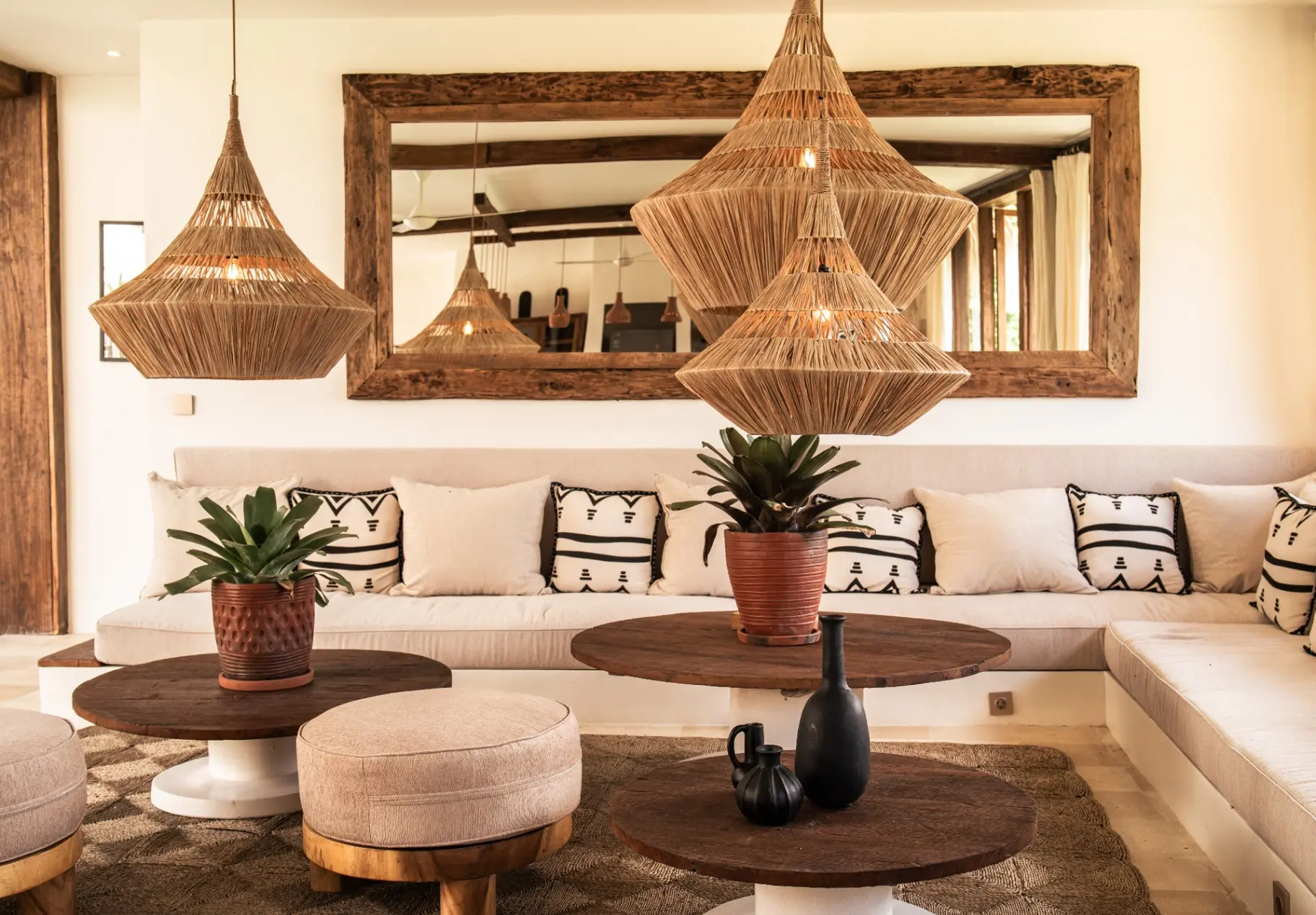 5-bedroom Modern Bohemian Villa in Kerobokan — image 3