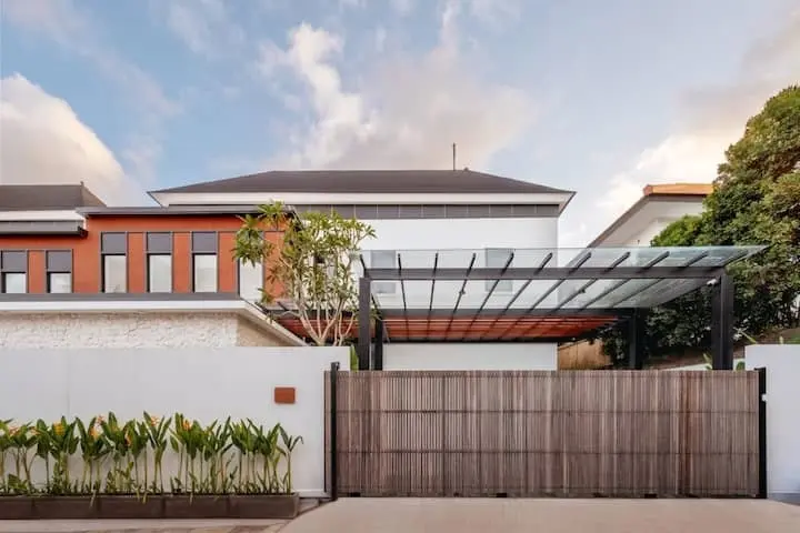 Villa For Rent 3 Bed In Berawa Tibubeneng Bali — image 3