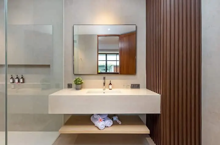 Villa For Rent 3 Bed In Berawa Tibubeneng Bali — image 2