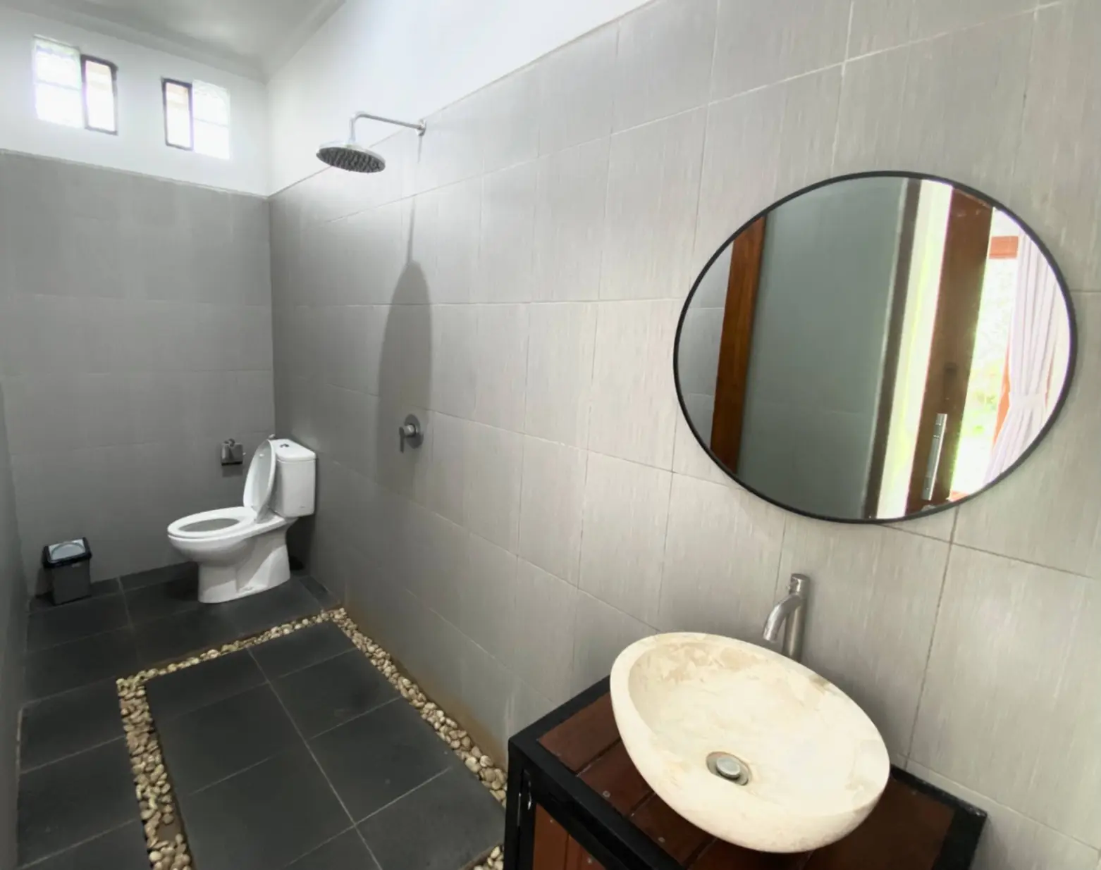Private 2-Bedroom Villa with Living Room in Sayan Ubud — image 2