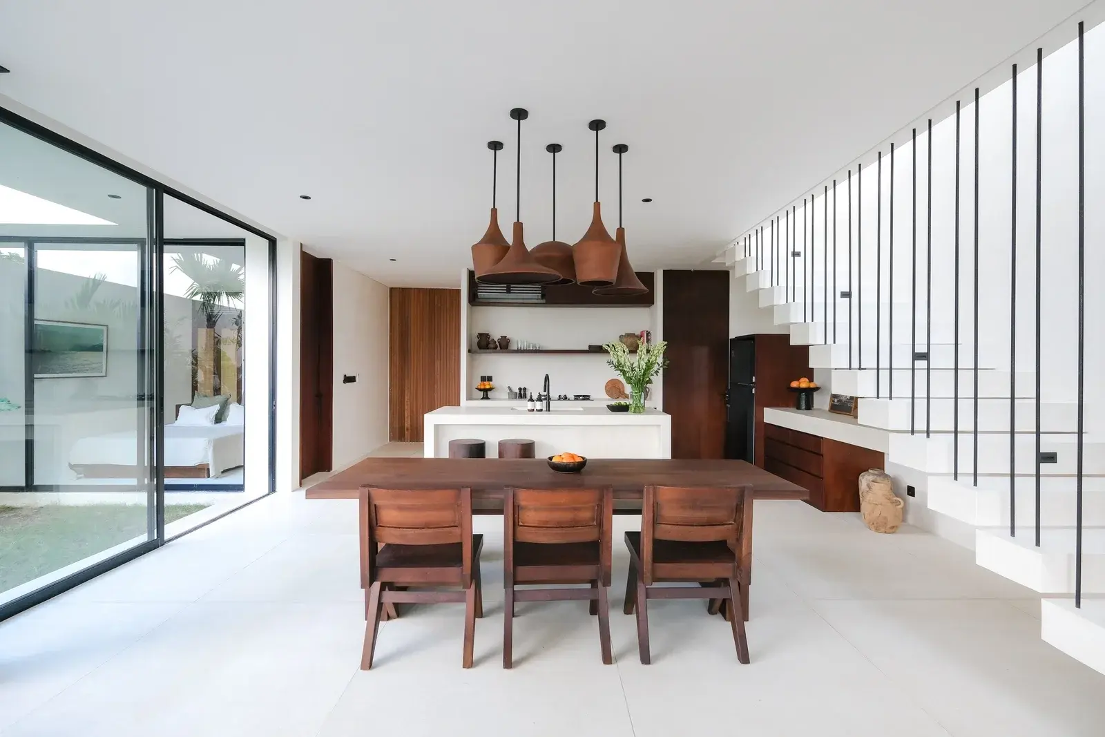 3 BEDROOM TROPICAL LUXURY VILLA FOR FREEHOLD IN NYANYI — image 2
