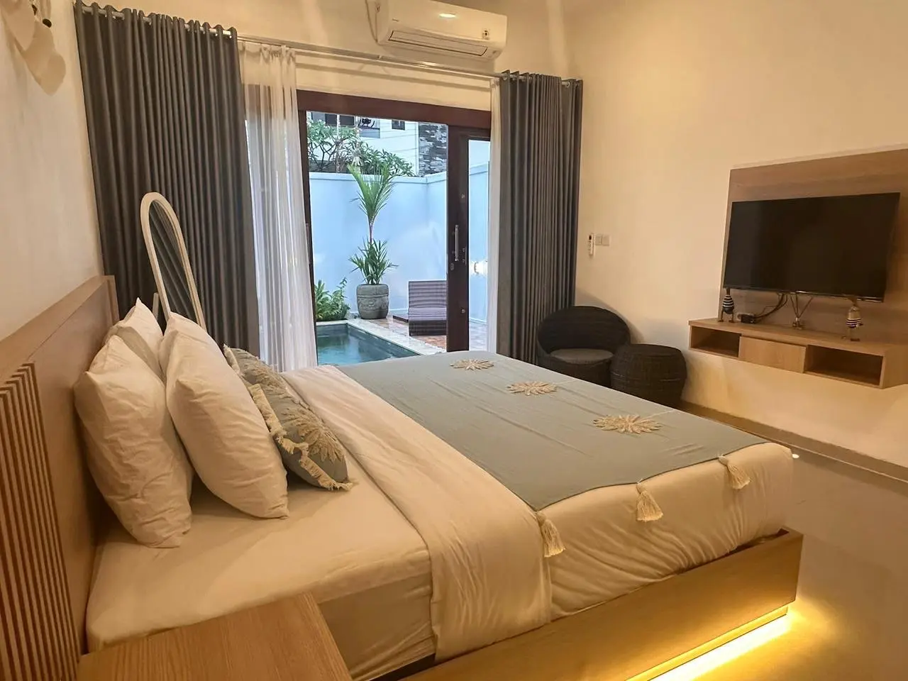 1BR VILLA IN TUMBAK BAYU SUPER PRIVATE — image 2