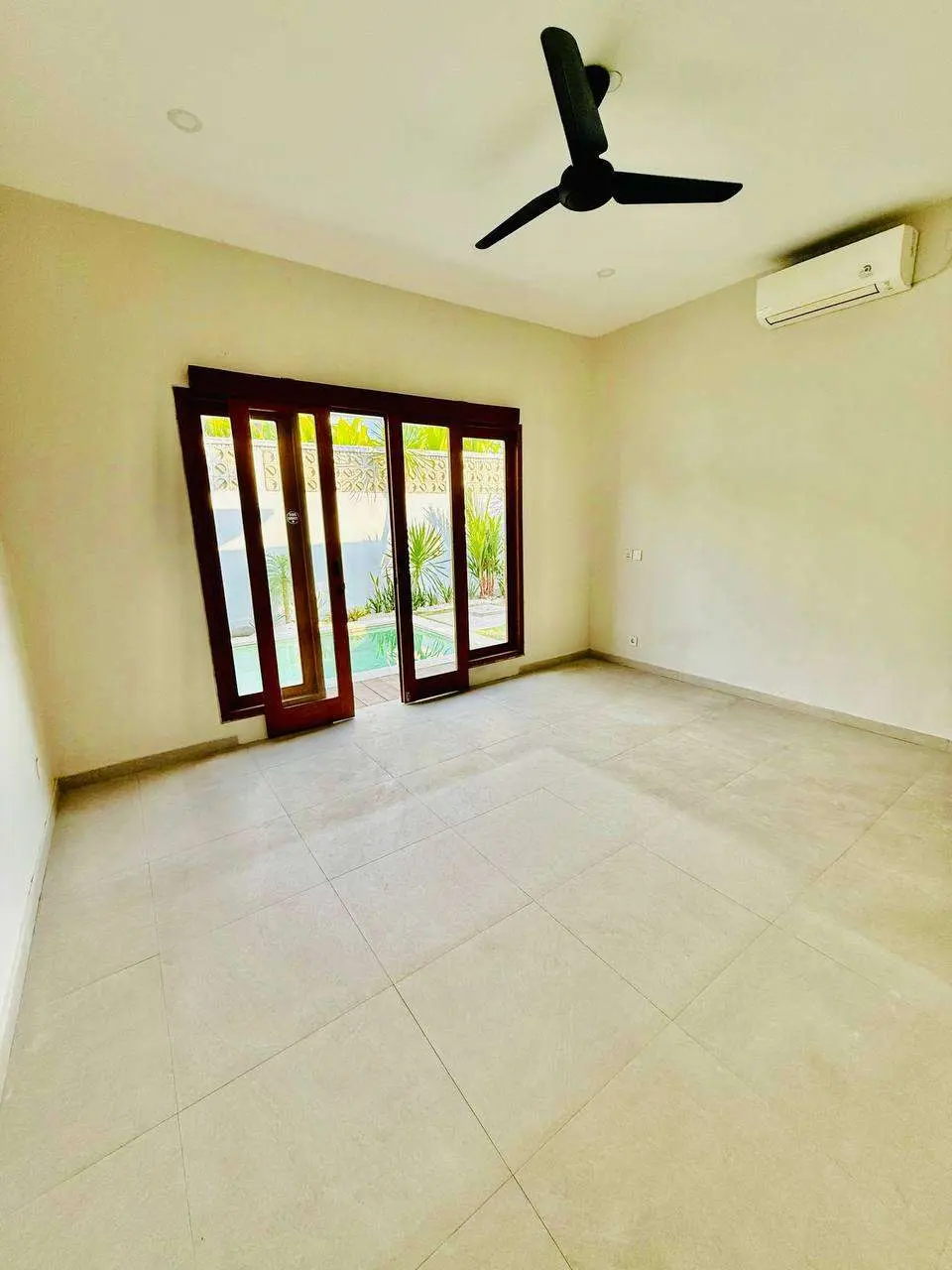 2 BEDROOM VILLA NEAR LA BRISA BEACH CLUB IN PADANG LINJONG — image 2
