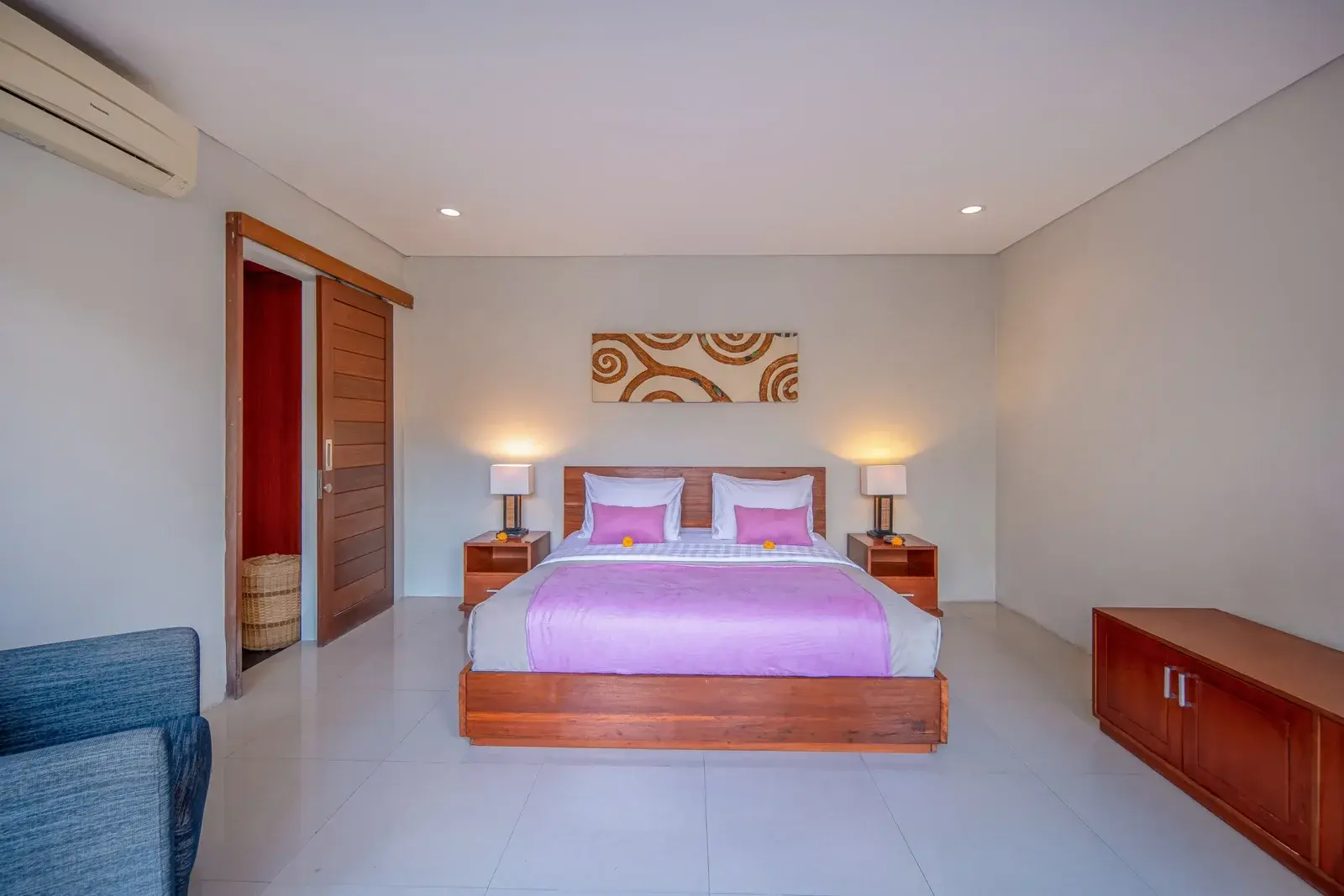 3 BEDROOM VILLA FULLY FURNISHED CLOSE TO NYANYI BEACH — image 3