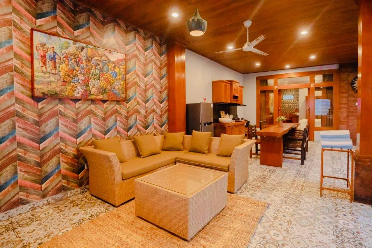 2 BEDROOM BEACHFRONT VILLA IN CANGGU PADANG LINJONG — image 2