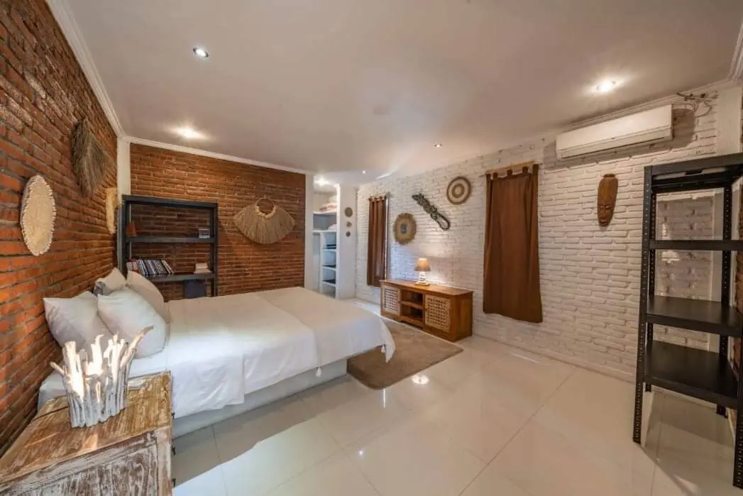 Cozy 4 Bedrooms Villa in Kerobokan — image 2