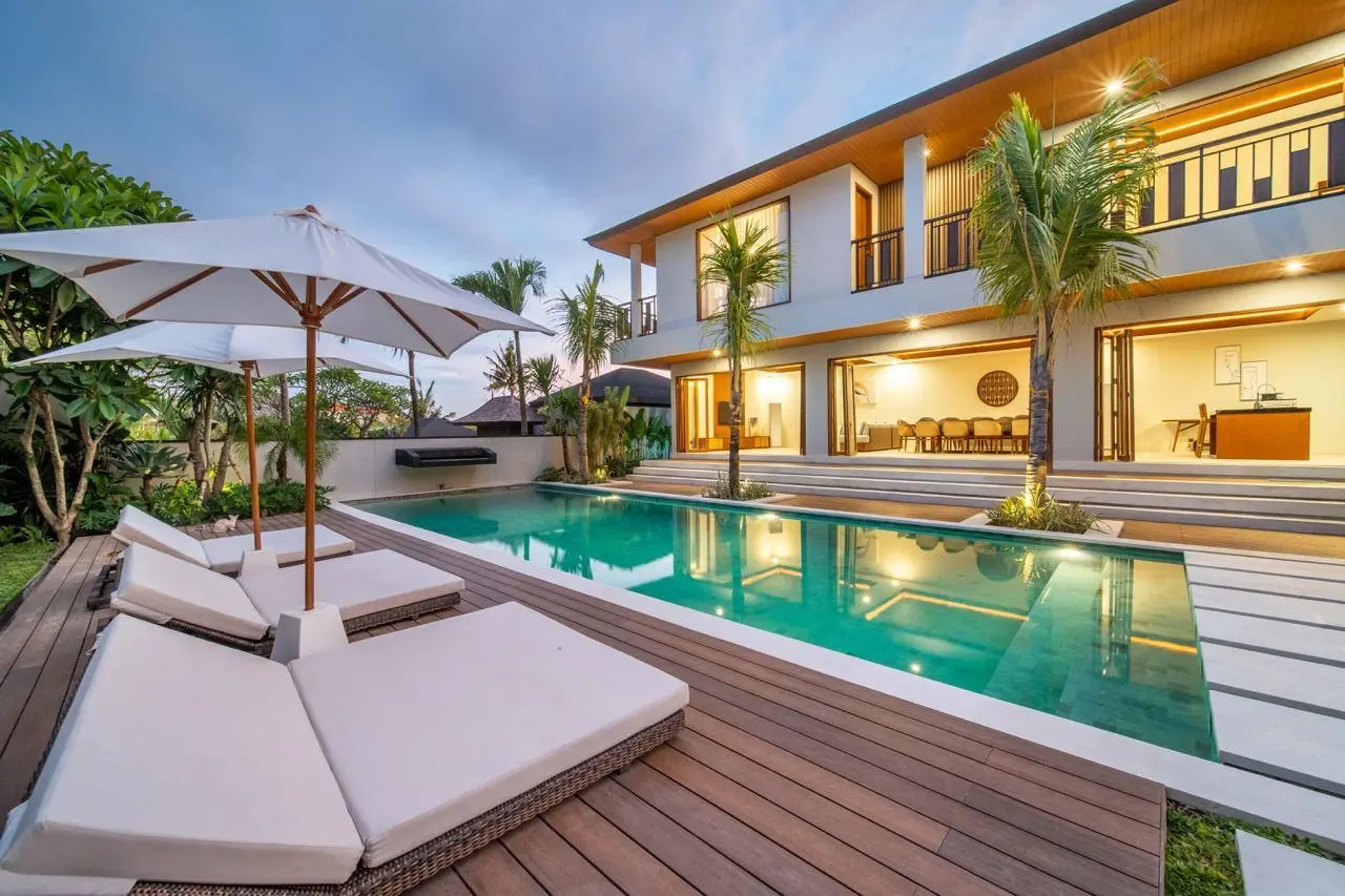 Modern 5-Bedroom Villa for Rent – Tumbak Bayuh Bali