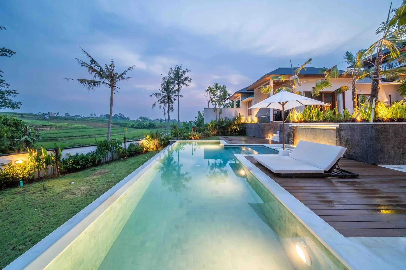 Modern 4-Bedroom Villa for Rent – Tumbak Bayuh Bali