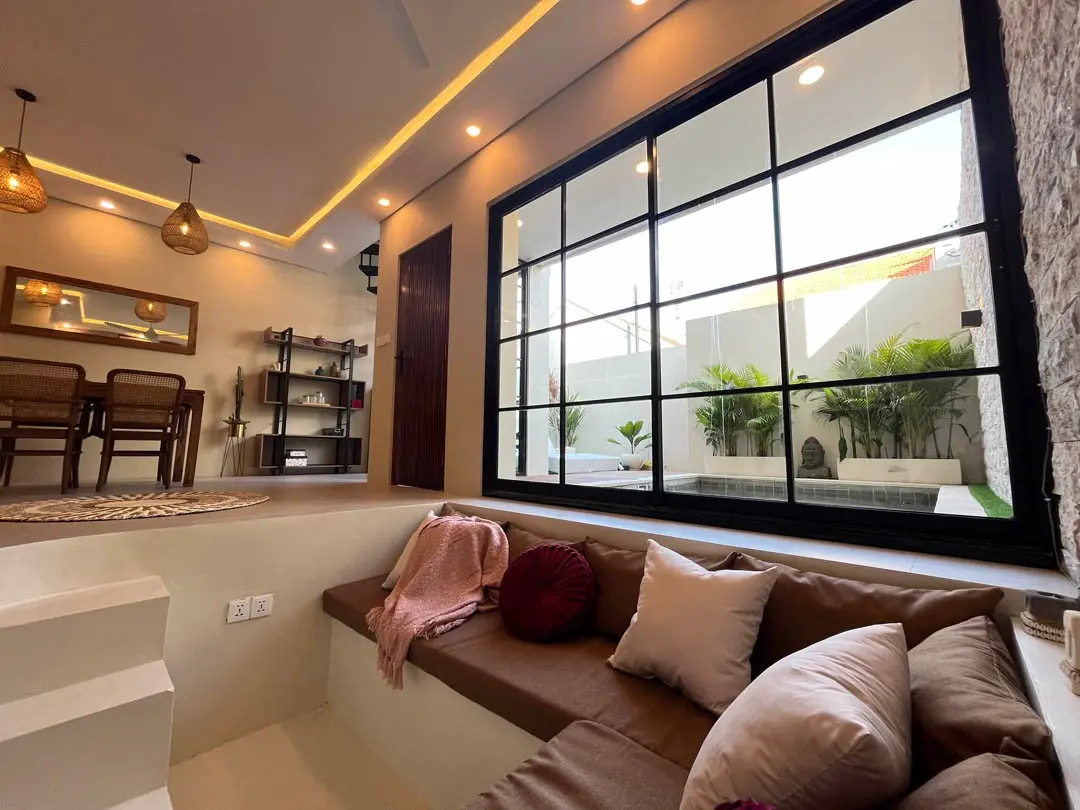 Modern 3BR Villa w/ Rooftop & Pool — image 2