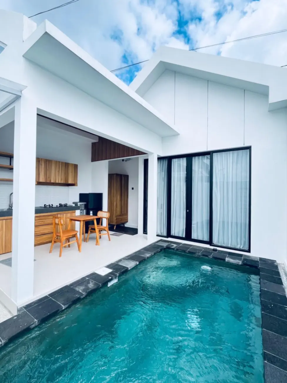 BRAND NEW 1BR VILLA IN BUDUK