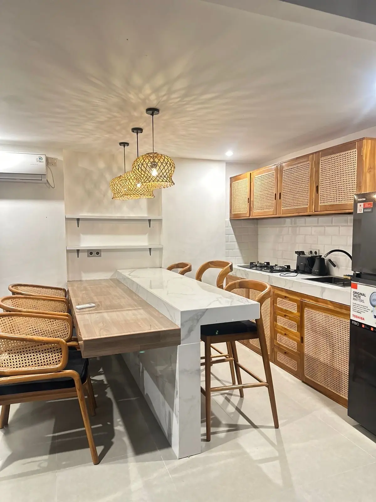 WARM-VIBE 2BR VILLA KEROBOKAN
