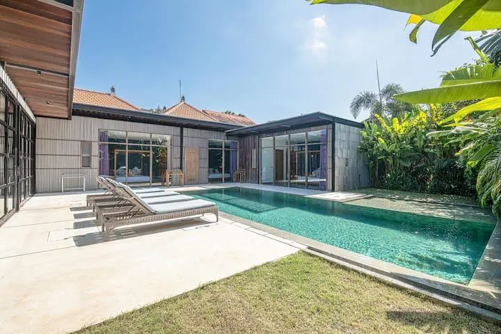 Villa Rental Perenenan Bali - Modern Minimalist 4 BR + 1 Office Room (KA100) — image 2