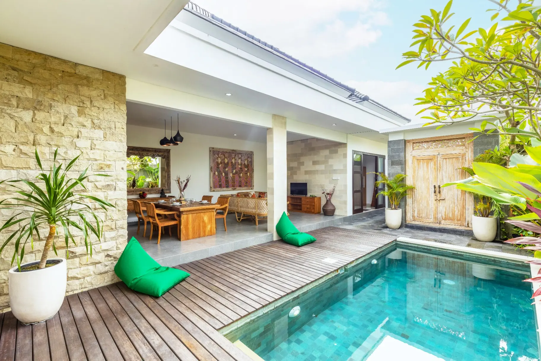 Villa Kembar