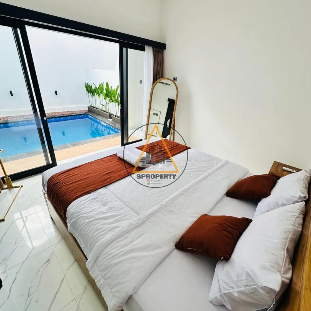 Brand New 3 Bedroom Tropical Villa in Jimbaran — image 1
