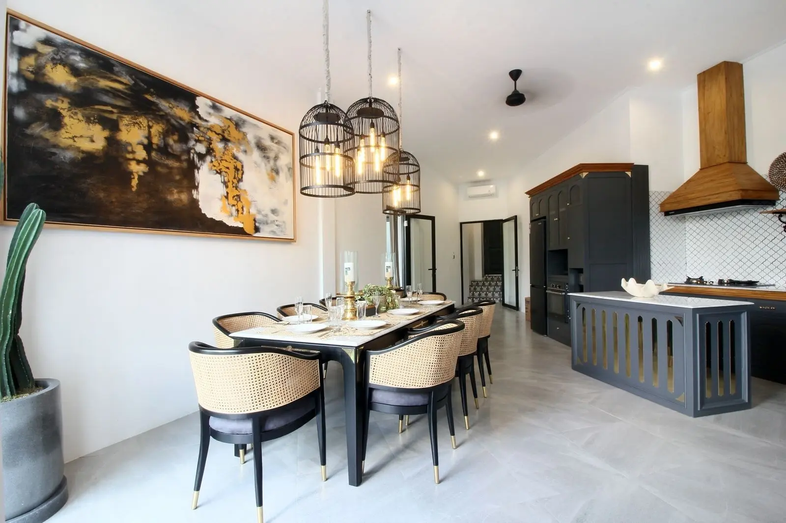 Villa For Rent 3 Bed In Berawa Tibubeneng Bali — image 4