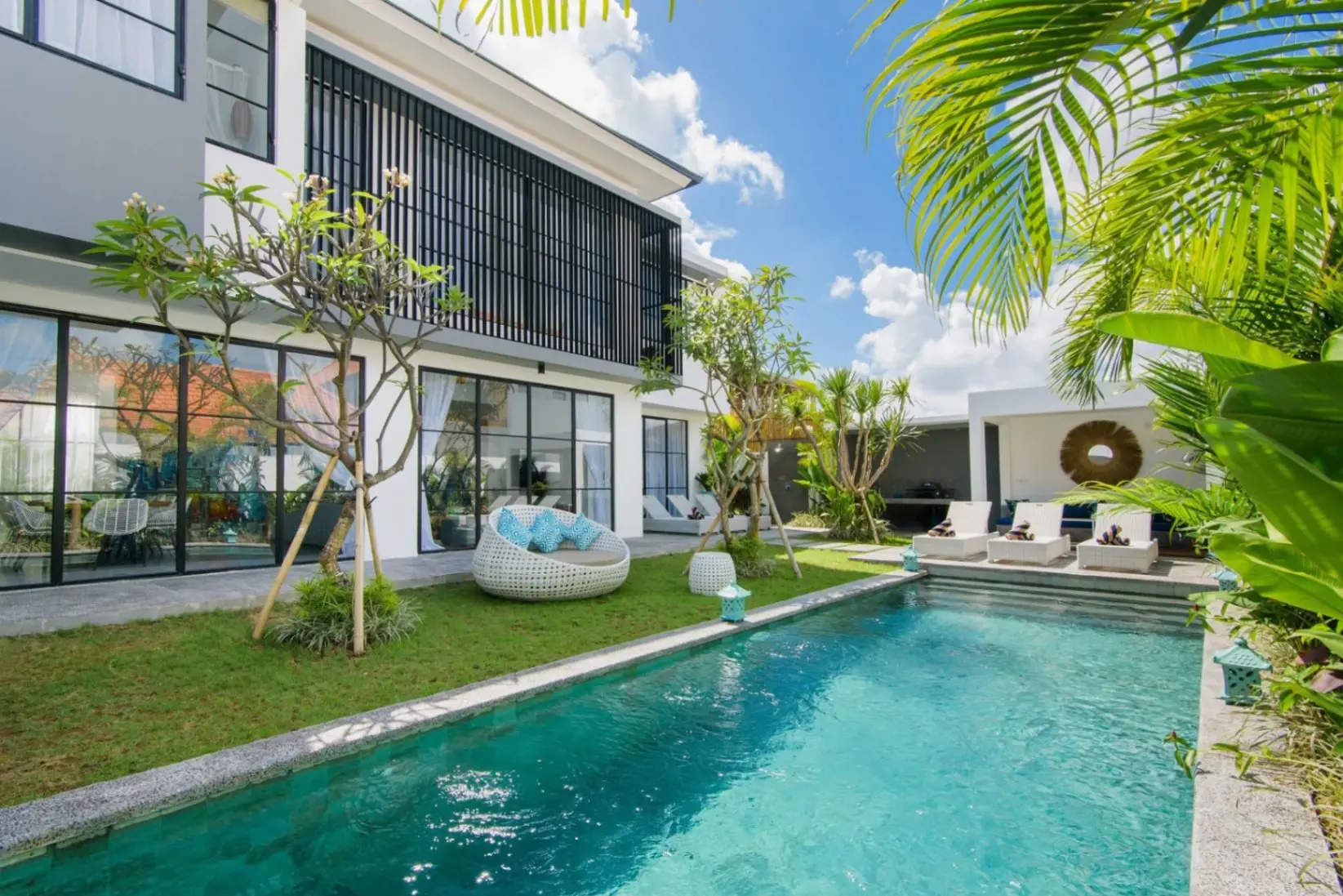 4 BEDROOM VILLA IN BERAWA USD 6500/MONTH — image 1
