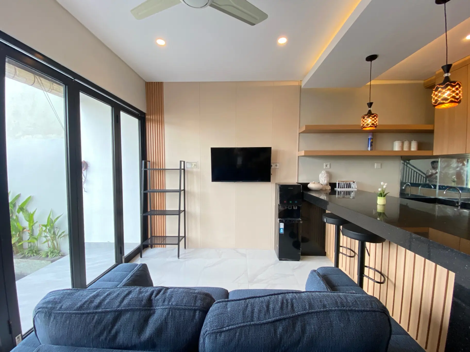 2BR-Cemagi-Ricefield view back/front — image 3