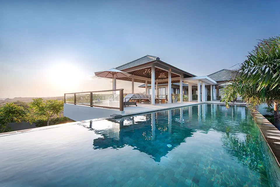4 BEDROOM VILLA FOR SALE IN ULUWATU IDR 23.5 BILLION — image 1
