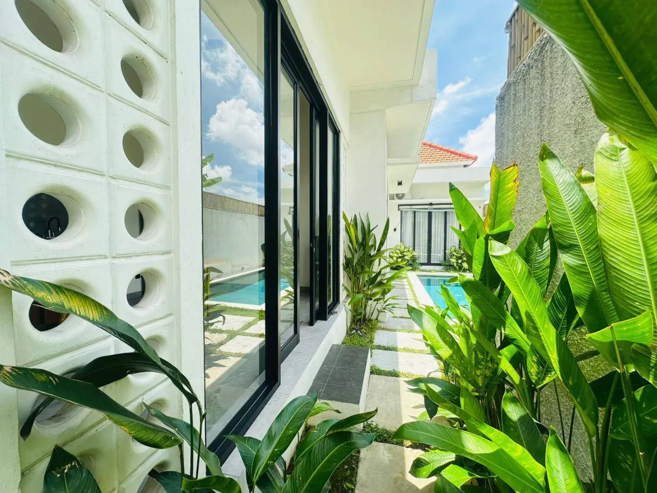 2 BEDROOM VILLA IN PADONAN IDR 230 MILL/YEAR — image 1