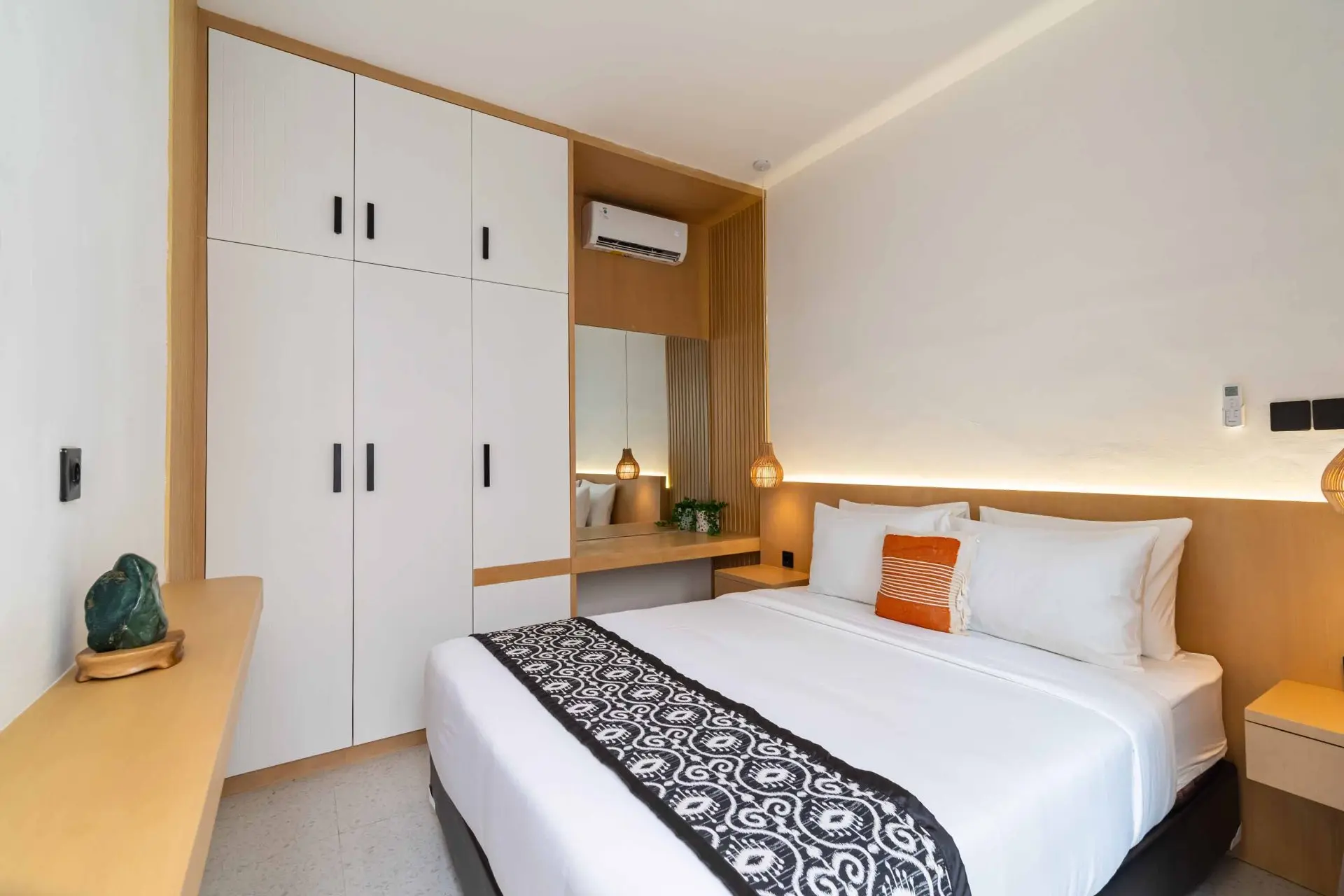 Lease Hold 25 Years - New 3 Bedroom Villa in Jimbaran — image 1