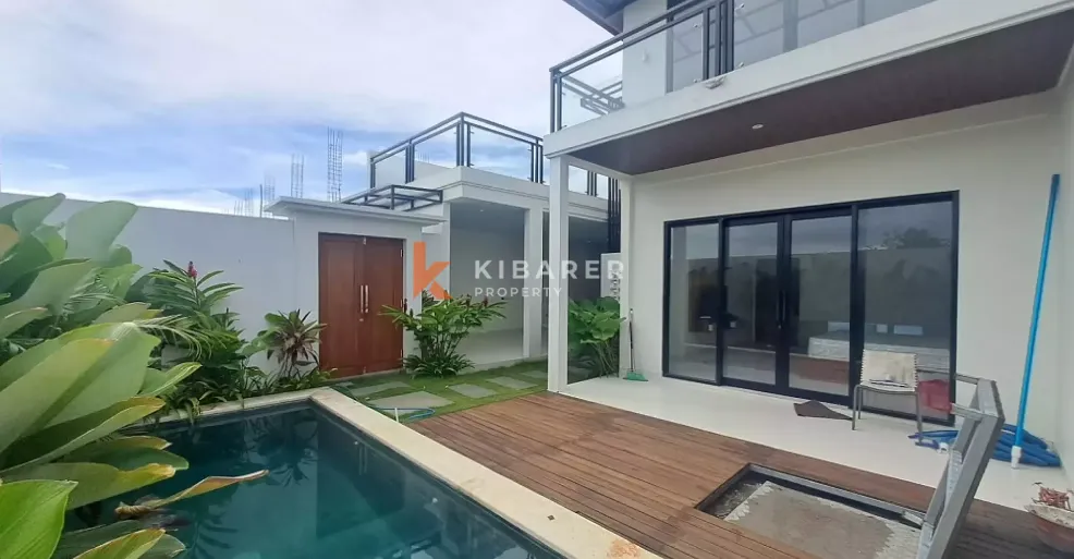Minimalist Two-Bedrooms Open Living Villa in Central Umalas YRC5276