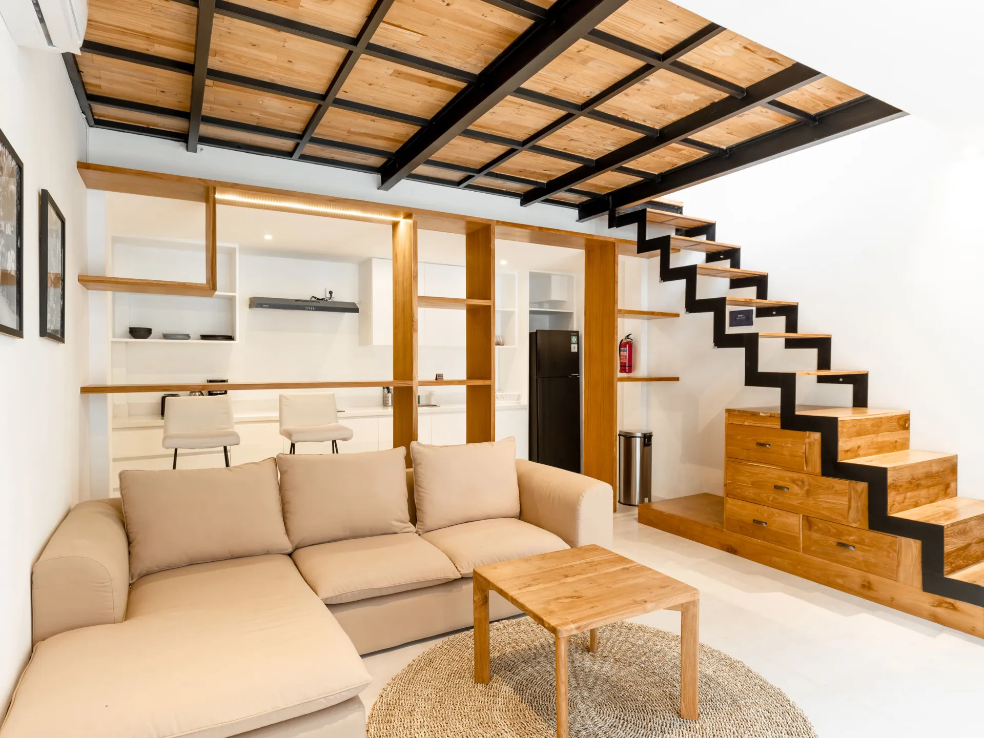 Berawa Village - Tropical modern Loft with pool Berawa Canggu — image 1