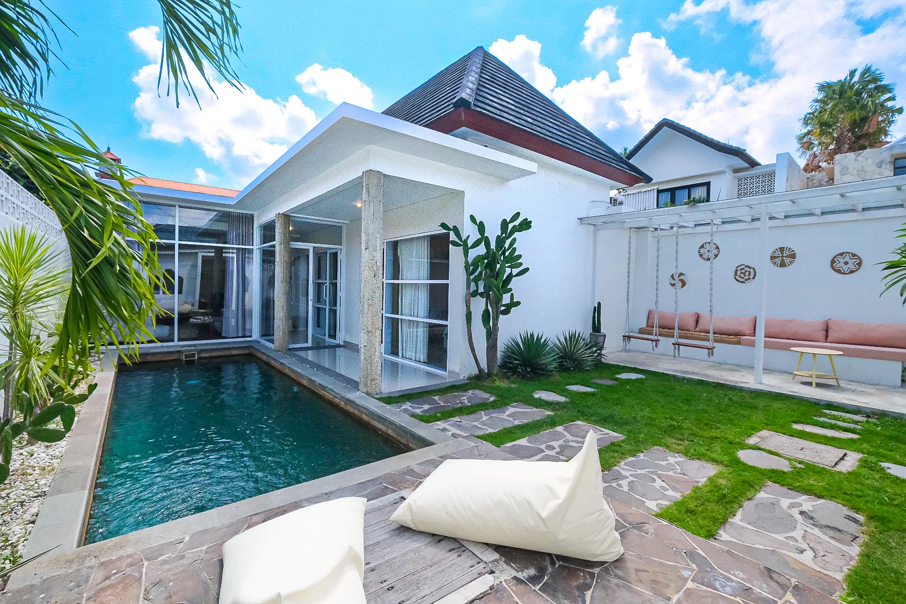 VILLA ALYSAA – Elegant 3BR Private Pool Villa Near Seminyak