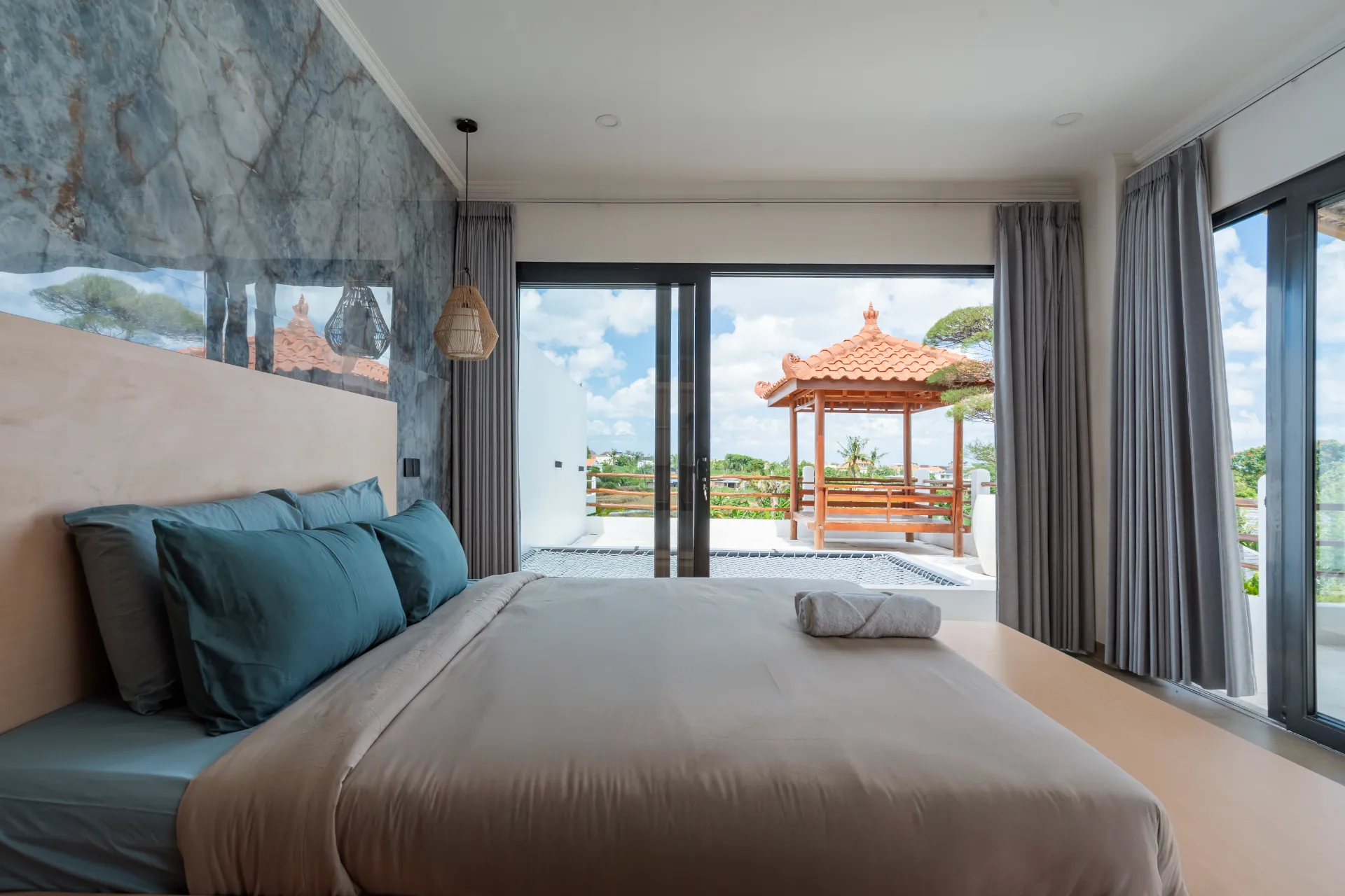 Luxury 2BR Villa with Ricefield Views in Buduk