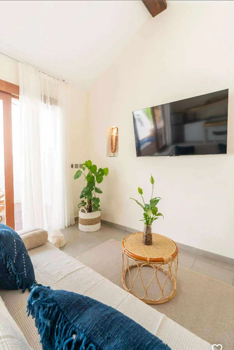 2BR Seseh near Omni — image 2