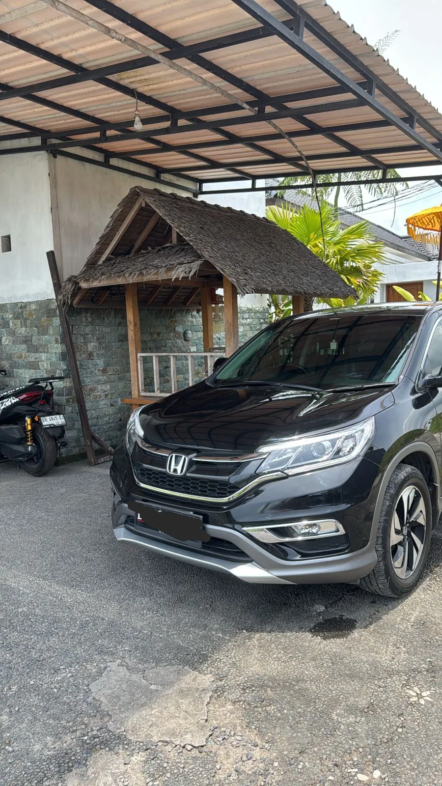 3BR with Big Garden and rice field view near Seseh Pererenan — image 3
