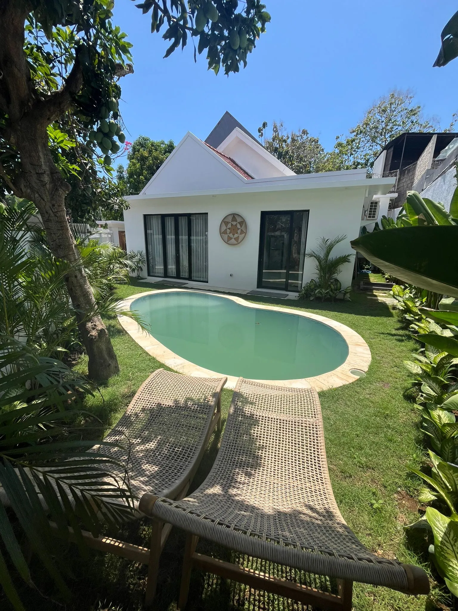 Villa nusa dua modern — image 1