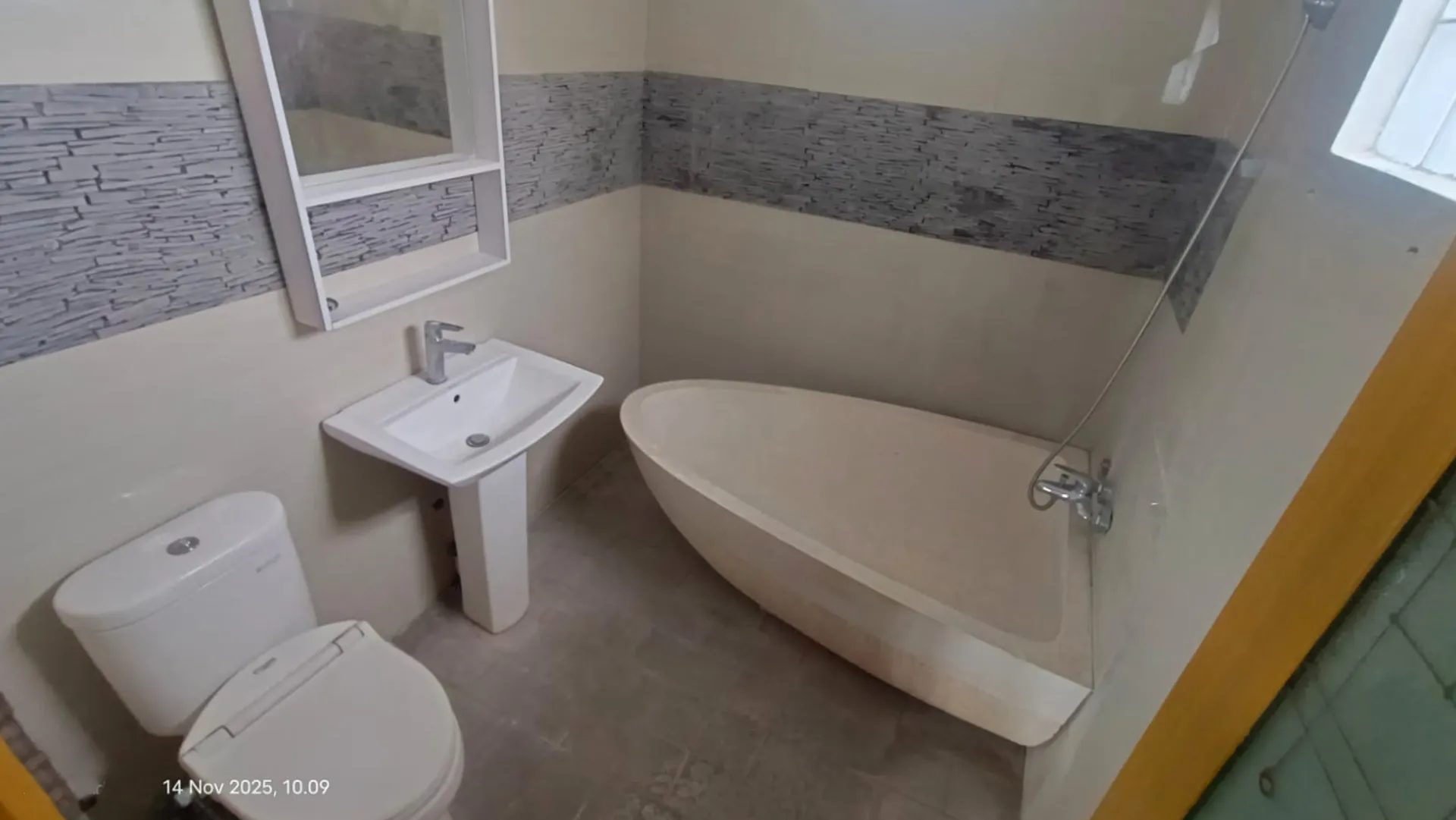 West Sanur Villa Wayan 1 | Semi Furnished — image 4